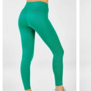 Fabletics Sync 7/8 Seamless Athletic Legging Small